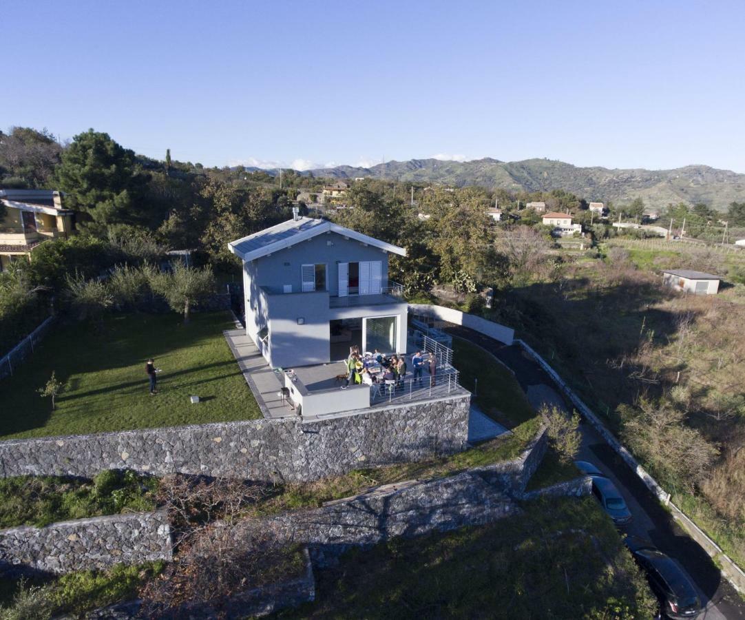 Design Villa In Piedimonte Etneo Buitenkant foto
